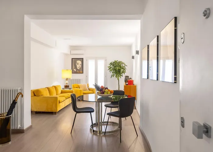 70 Lab Apartment